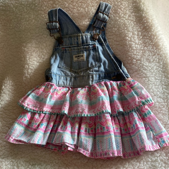 🎊🎉HP🎊🎉  Girls Adorable Osh Kosh B’Gosh 18M Ruffled Floral Bib Dress Spring - Picture 4 of 5